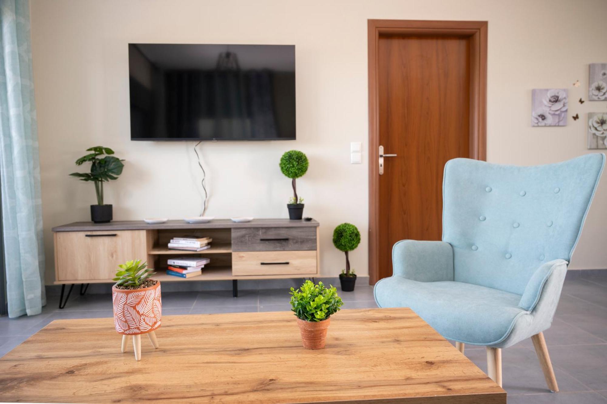 Oceanis Apartments Луца Экстерьер фото